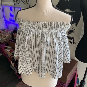 Kimchi Blue urban outfitters off shoulder top S